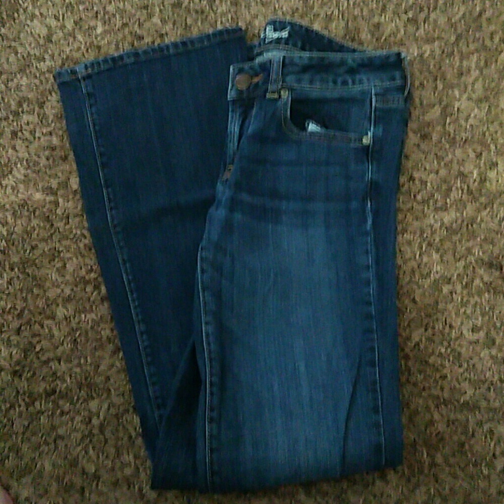 Sold American Eagle Outfitters Favorite Boyfriend Jeans